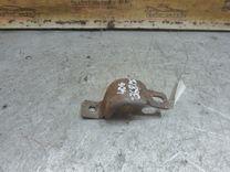 Крепление втулки стабилизатора 6CFYCZ Peugeot 406 - Фото 1