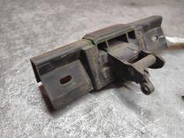 Кнопка открытия багажника XIR7D1 Volkswagen Jetta купить на авторазборке