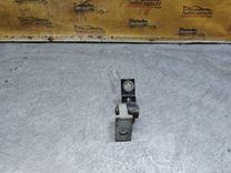 Петля двери задней правой TS7U4C Volkswagen Passat купить