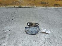 Петля двери передней левой IZ1OD6 Mercedes A W168 - Фото 3