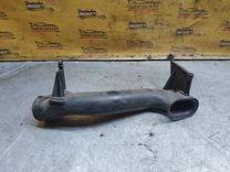 Воздухозаборник 7VIU56 Opel Zafira