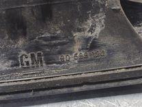 Решетка капота Q2VK03 Opel Astra купить на авторазборке