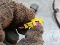 Проводка двери передней правой AU28F4 Volkswagen Passat купить на авторазборке