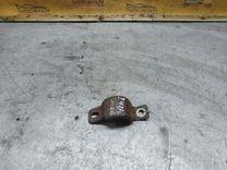 Крепление втулки стабилизатора 70EQ72 Peugeot 406 - Фото 1