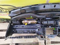 Панель передняя салона (торпедо) YYR700 Volkswagen Passat undefined