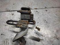 Петля двери передней левой YTHF0T Audi A3 - Фото 2