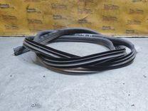 Уплотнитель двери задней левой ZXGZZ8 Renault Scenic купить на авторазборке