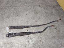 Щеткодержатель (поводок стеклоочистителя, дворник) 9NF5KO Peugeot 406 купить