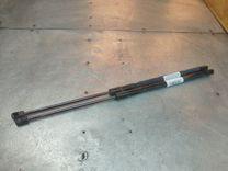 Амортизатор крышки багажника (3-5 двери) 1NRHIG Mitsubishi Carisma