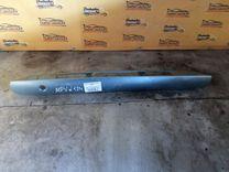 Накладка подсветки номера BIS9YX Mazda MPV - Фото 3