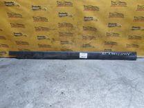 Молдинг двери передней левой YHU944 Audi 100