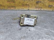 Замок двери задней правой YOT6ML Renault Safrane