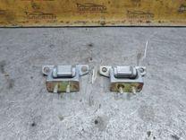 Петля крышки багажника I2P97X Kia Carnival купить с доставкой