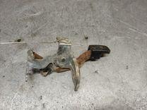 Ручка открытия лючка топливного бака 9E9ZCQ Mitsubishi Carisma - Фото 2