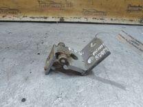 Петля двери передней правой J4VMK0 Citroen Xsara Picasso - Фото 1