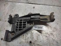 Кронштейн крепления бампера переднего 61ZJC2 Audi 80 - Фото 2