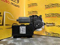 Моторчик стеклоподъемника задний левый 1VPJP5 Audi A4 купить