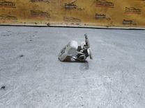 Петля двери задней правой 0Q6N07 Skoda Fabia