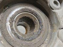 Кулак поворотный левый VR5CRQ Audi A4 undefined