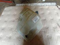 Бачок омывателя UQC2H5 Volkswagen Passat - Фото 1