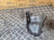 Защита (экран) выпускного коллектора N4DJBQ Audi A4 купить с доставкой