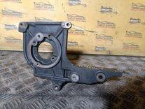 Крепление ТНВД E33JZN Mazda Premacy