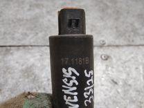 Насос (моторчик) омывателя стекла 1C24QE Toyota Avensis купить на авторазборке