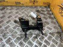 Кронштейн двигателя Y0442J Ford Focus