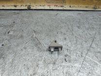 Крепление (крючок) солнцезащитного козырька XI8JZP Toyota Corolla - Фото 3