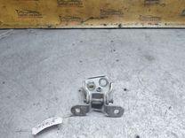 Петля двери задней правой 9B1B4X Renault Laguna купить в магазине запчастей бу