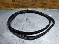 Уплотнитель двери передней левой 2T5JZY Skoda Fabia