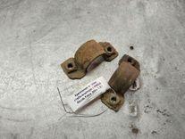 Крепление втулки стабилизатора D80EUS Skoda Fabia - Фото 1