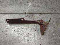 Петля капота правая 7YFJ3U Mitsubishi Carisma