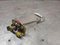 Ограничитель открывания двери передней Z7YWBJ Renault Scenic - Фото 1