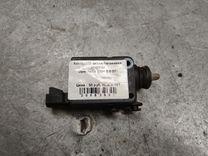 Активатор замка багажника HQ5K0J Opel Astra - Фото 1