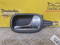 Ручка внутренняя задняя правая 90TF5T Audi A4 - Фото 1