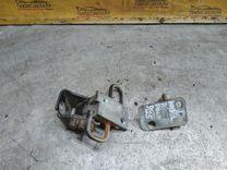 Петля двери передней левой 6FHXKT Volkswagen Polo купить в магазине запчастей бу