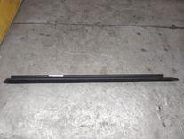 Молдинг стекла двери задней левой внутренний UPYFEF Seat Altea купить