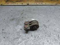 Подушка крепления КПП 5DGBS7 Volvo S60