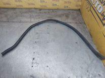 Уплотнитель капота L9ZS0V Volkswagen Golf - Фото 1