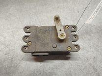 Моторчик заслонки печки 3UP0KB Mazda Premacy - Фото 2