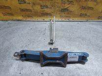 Домкрат NRKRMJ Toyota Avensis купить с доставкой