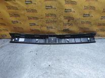 Накладка замка багажника 7Z1C69 Toyota Corolla Verso - Фото 4