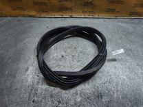 Уплотнитель двери задней правой 0RS67D Mitsubishi Grandis