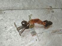 Ручка открытия лючка топливного бака L44665 Mitsubishi Carisma - Фото 3