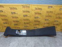 Обшивка стойки центральной левой BE82V9 Mercedes C W202