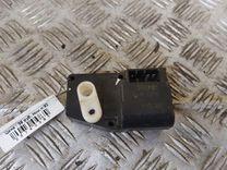 Моторчик заслонки печки S9D26H Subaru Forester