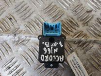 Кнопка стеклоподъемника заднего левого MO8KW8 Honda Accord купить в магазине запчастей бу