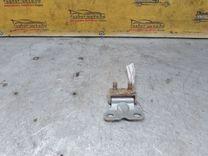 Петля крышки багажника T876OF Toyota Avensis - Фото 3