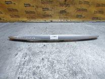 Накладка подсветки номера L8DNAZ Mitsubishi Grandis купить